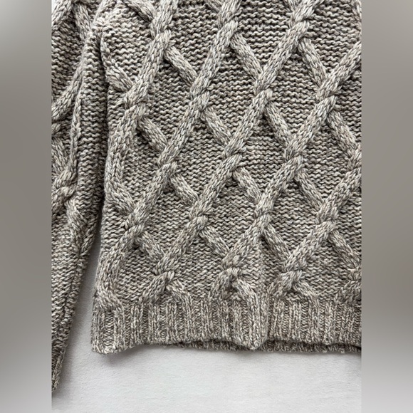 Eddie Bauer Men’s Medium Beige Fisherman Chunky Cable Knit Wool Blend Sweater - Picture 4 of 8